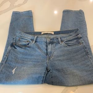 Gap  Best Girlfriend Jean Size 27